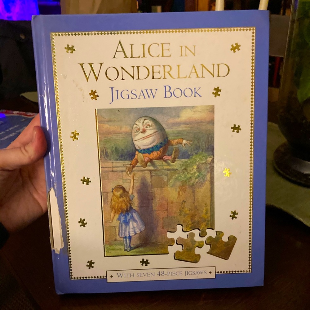 Alice in Wonderland jigsaw book from UK